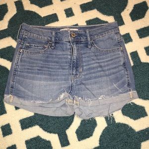 Hollister High waisted shorts